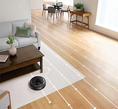 iRobot Roomba i7+ is navigaing in rows